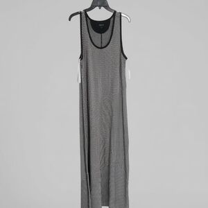 Calvin Klein Performance Quick Dry Top in Black and White